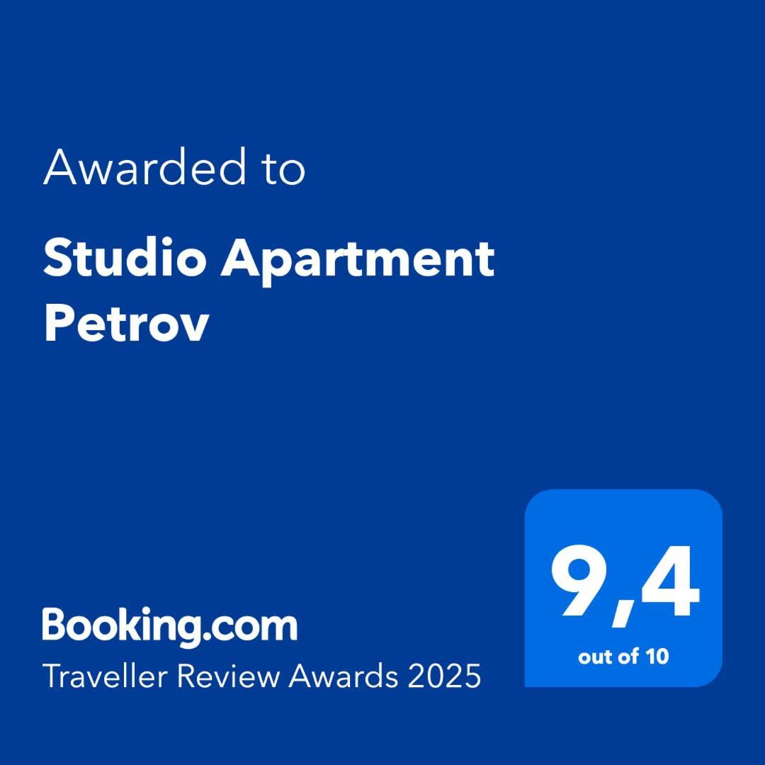 Studio Apartment Petrov シベニク エクステリア 写真